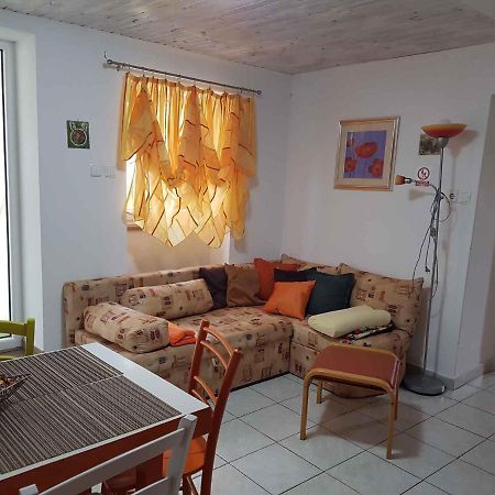 Dobrinj Apartment 2 Buitenkant foto